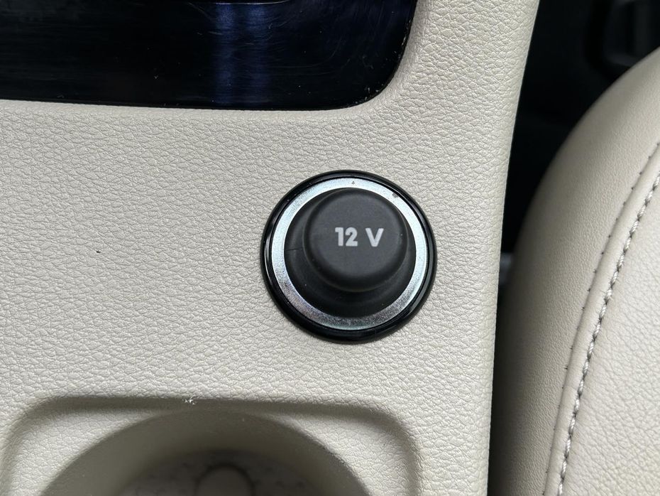 30652723