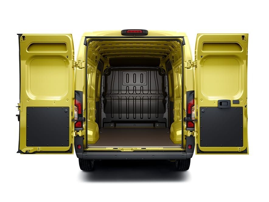 Opel Movano 2024 (10)