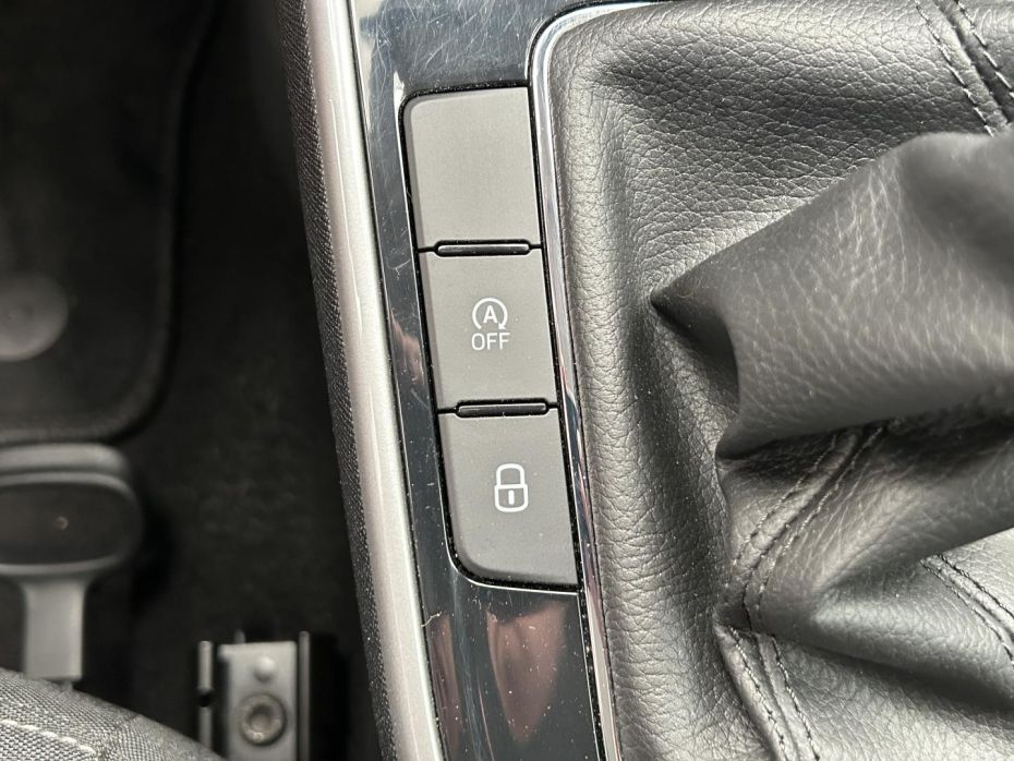 29715928
