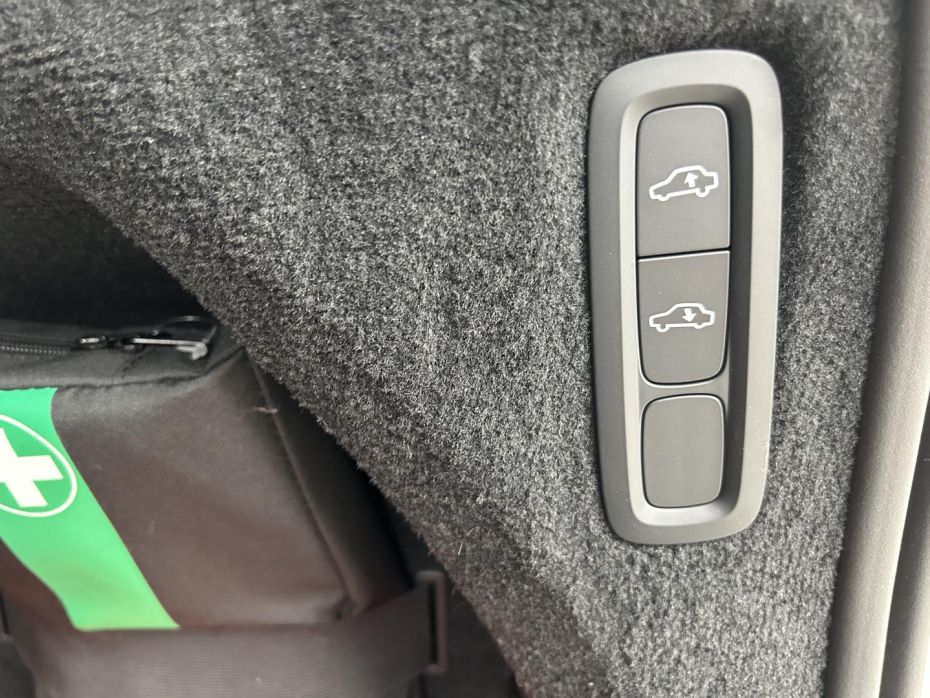 29824128