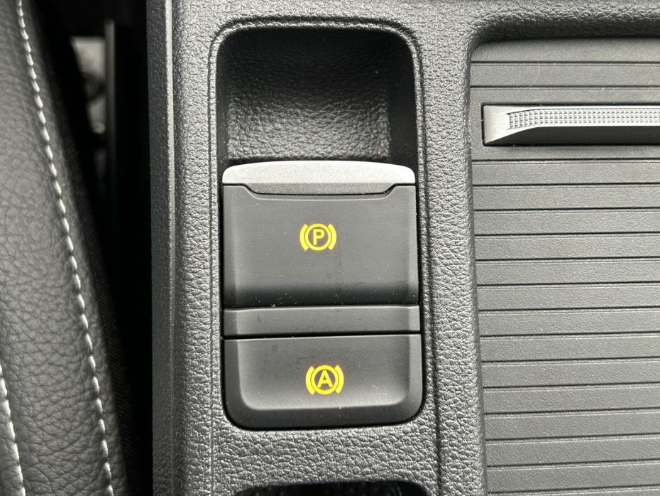 30481912