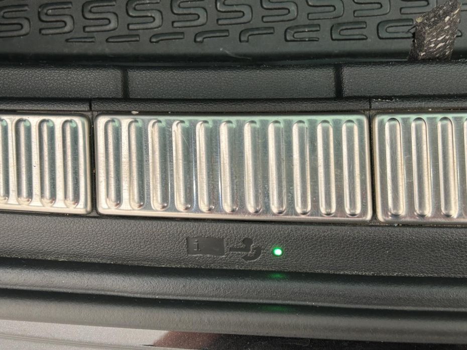 30536705