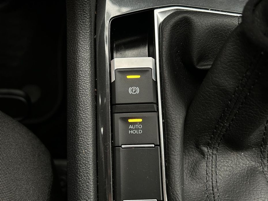 30692542