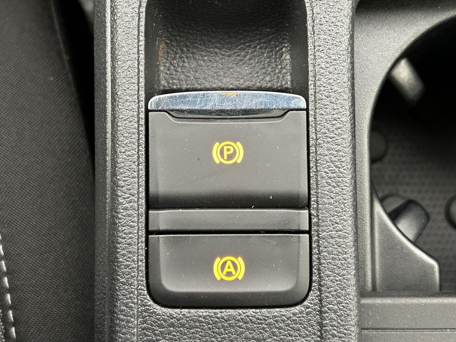30879189