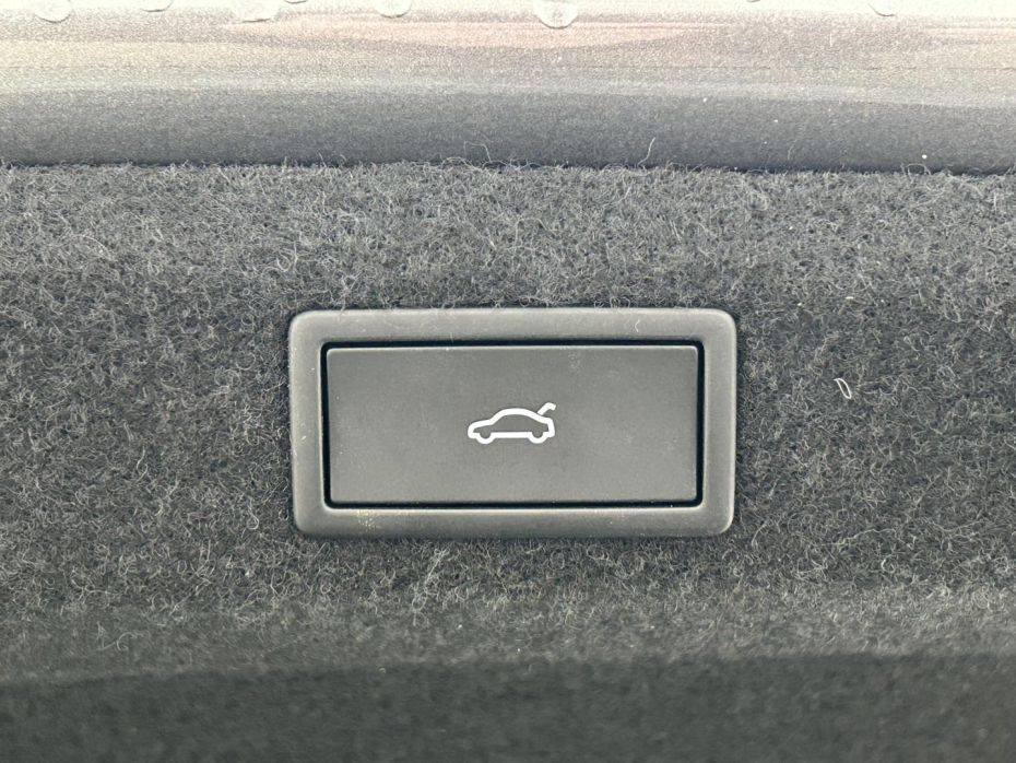 29693912