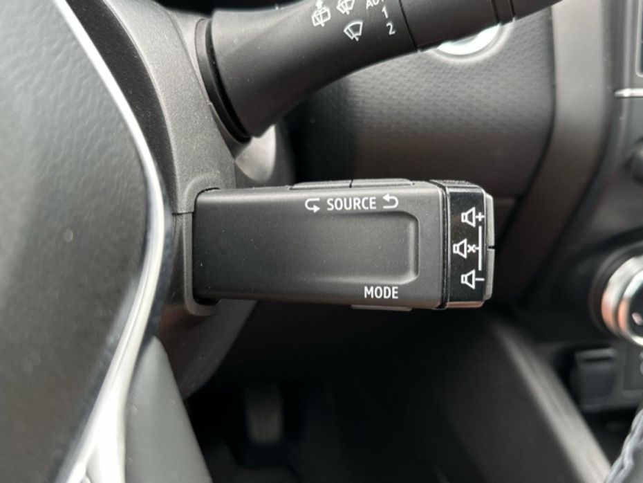 30545856