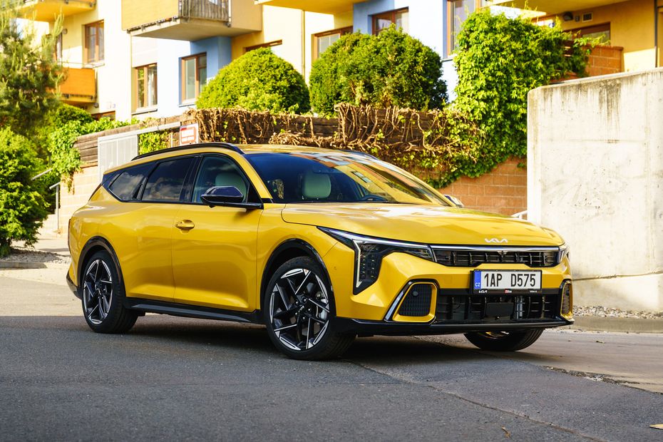 Kia K4 Sportswagon (2)