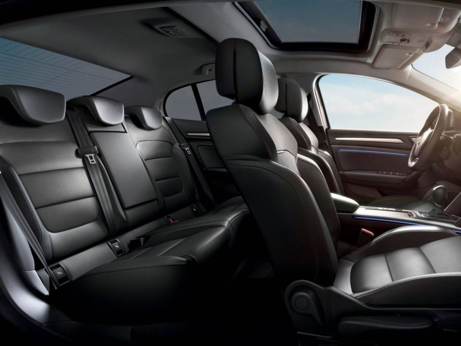 Renault Megane Grandcoupe (4)