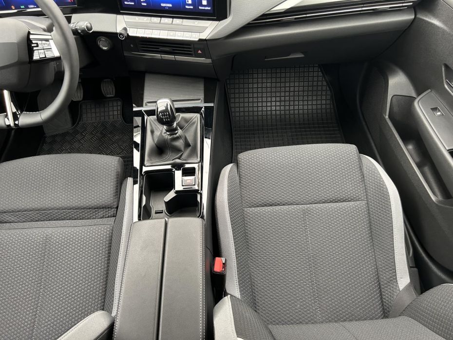 30525223