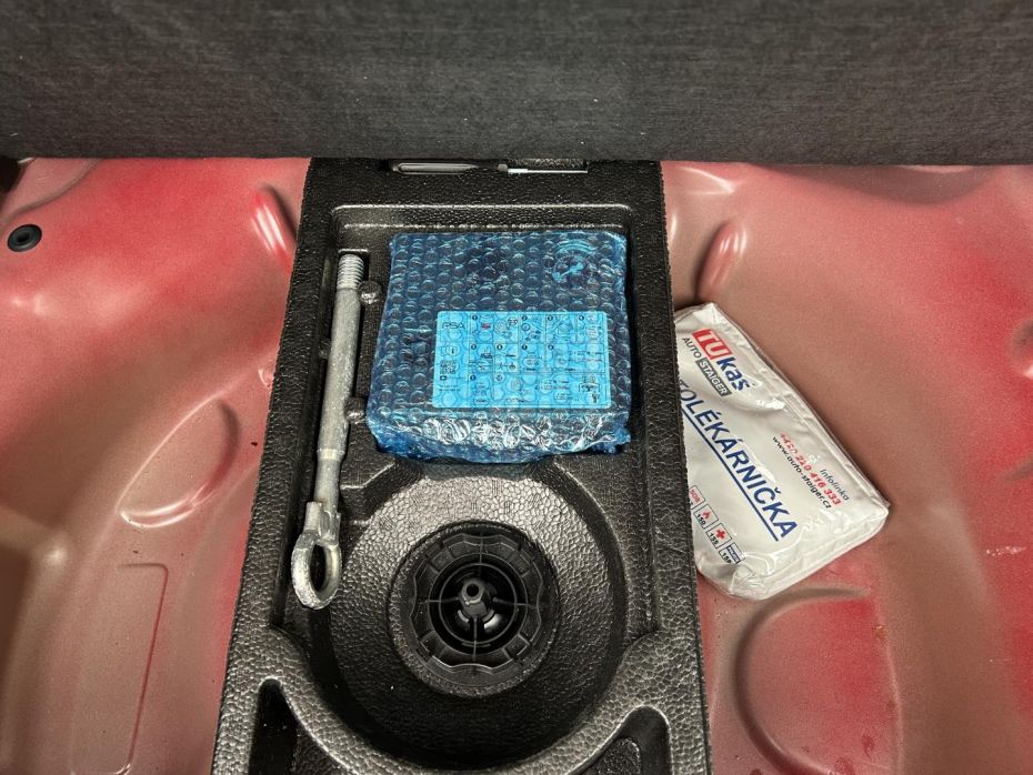 30554453