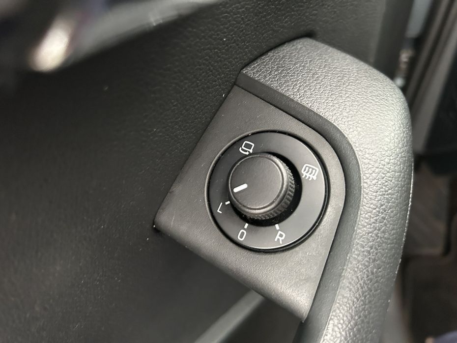30879072