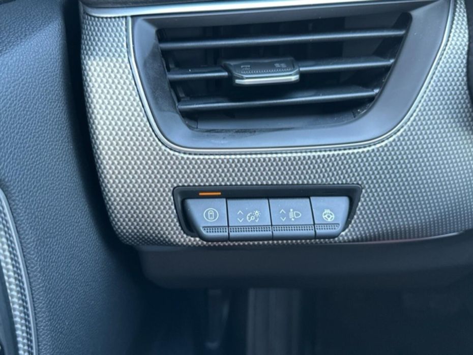 29880533