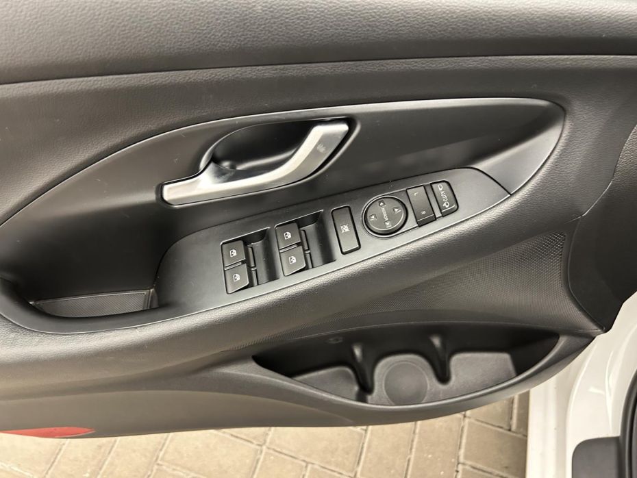 30604659