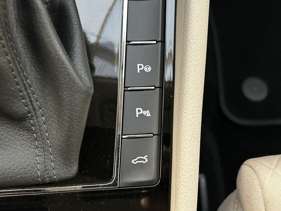 30829937