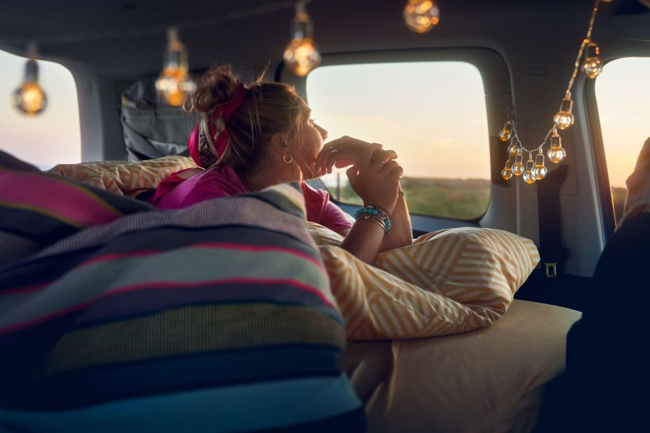 VW Caddy California (8)