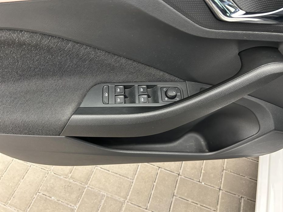 30650294