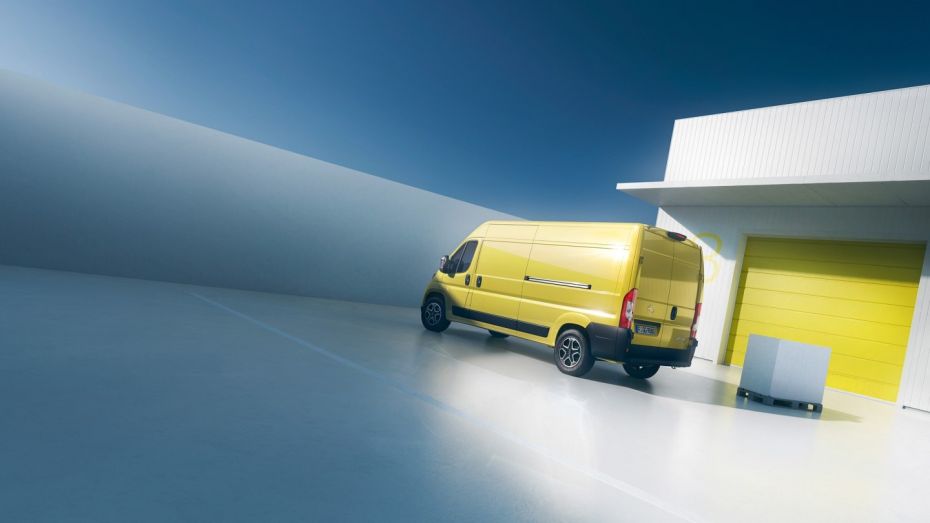 Opel Movano 2024 (2)