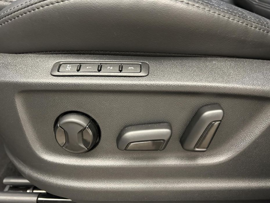 29879045