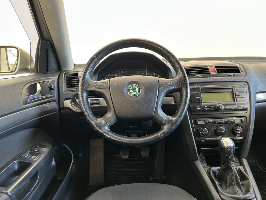 30816558