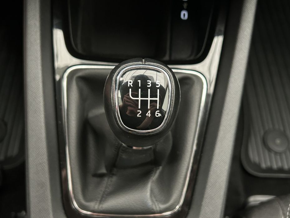 30853944