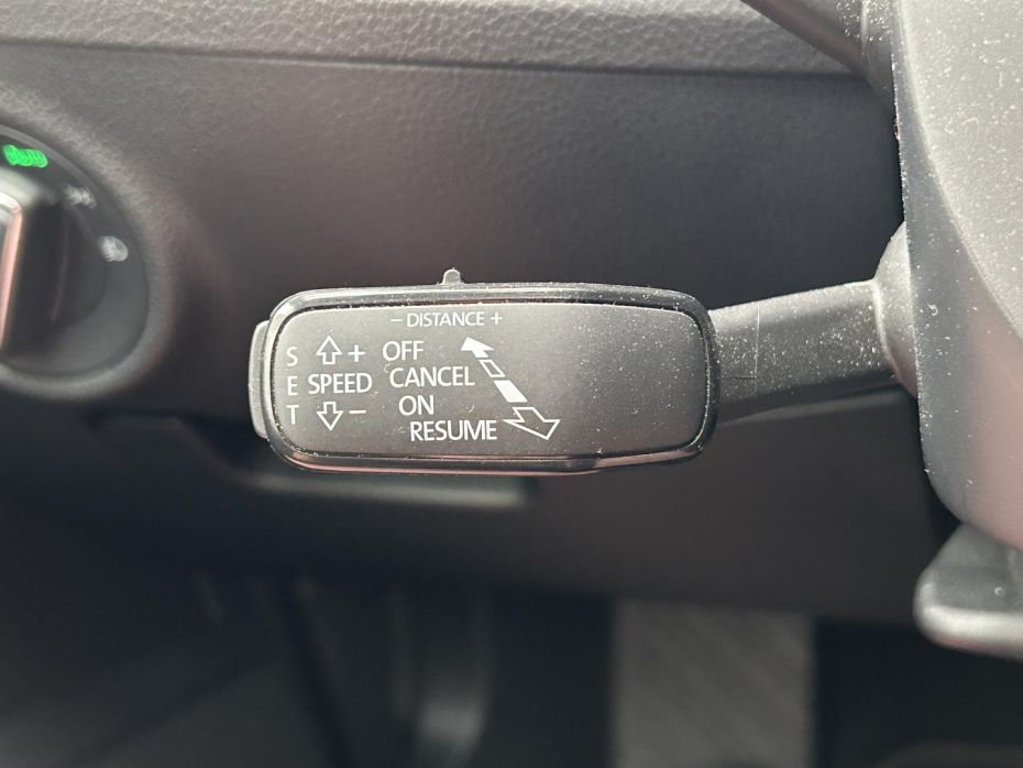 30566463