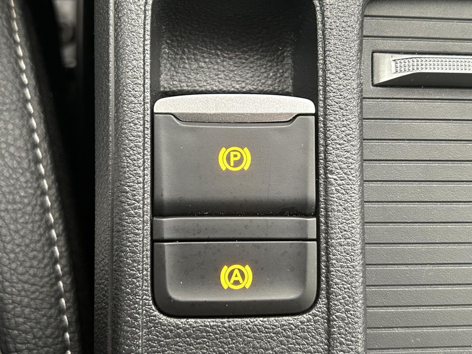 30776135