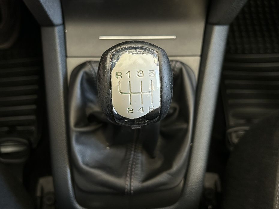 30816569