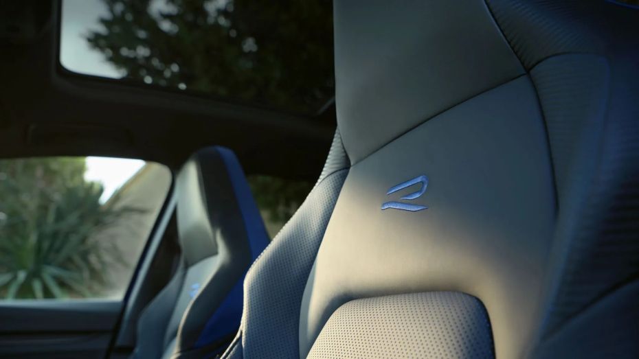 VW Golf Variant R 06