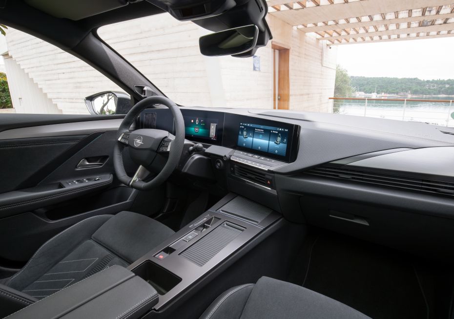Opel Astra Electric (7)