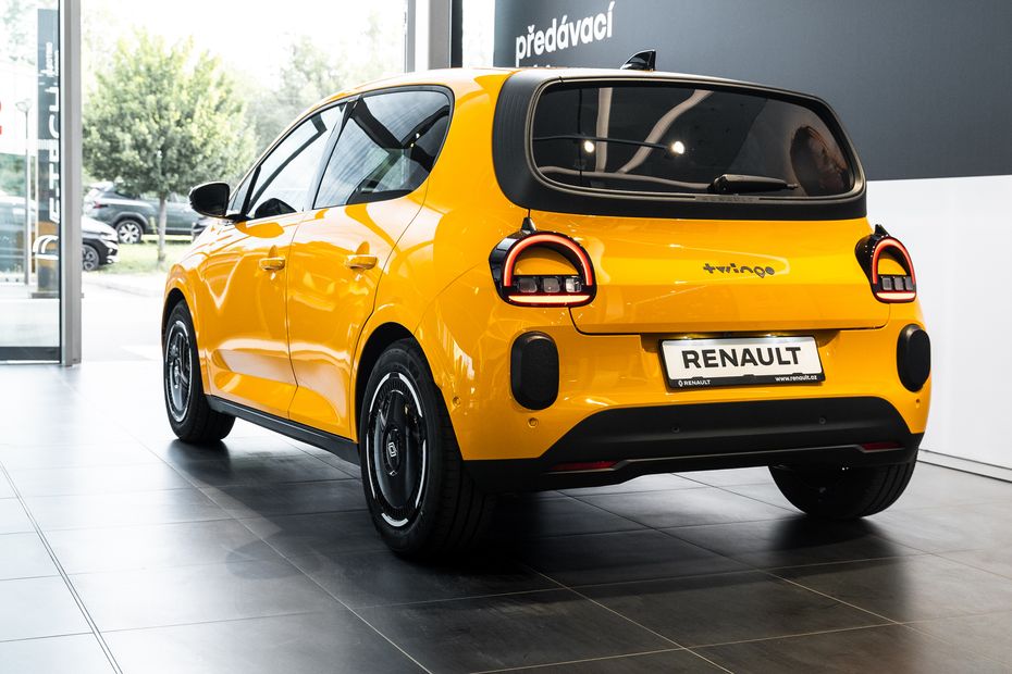 Renault Twingo žlutý (5)