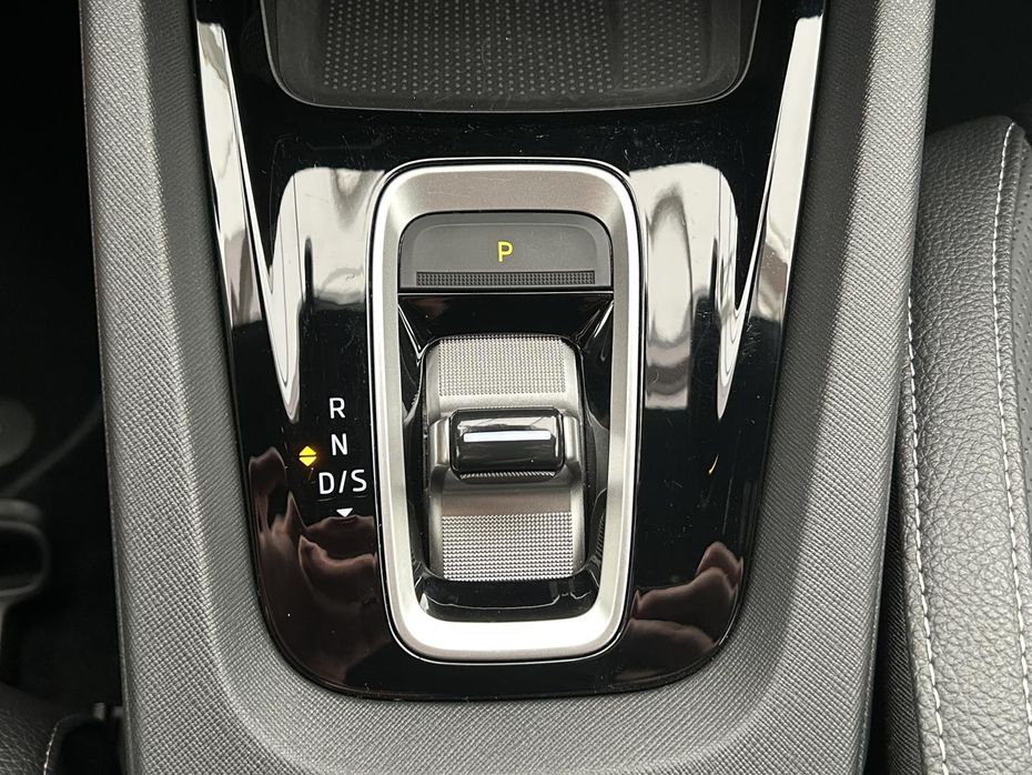 30776136
