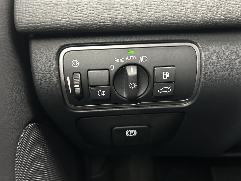 30779736