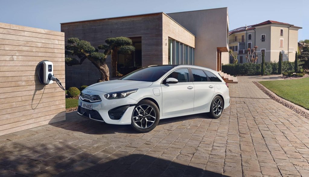 kia-ceed-sportswagon-phev-my22-d