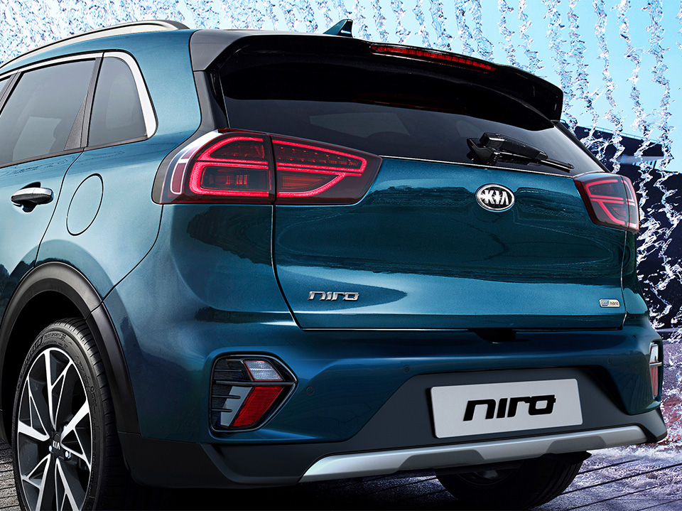 Kia Niro śladami Toyoty Test, Opinie, Dane Techniczne