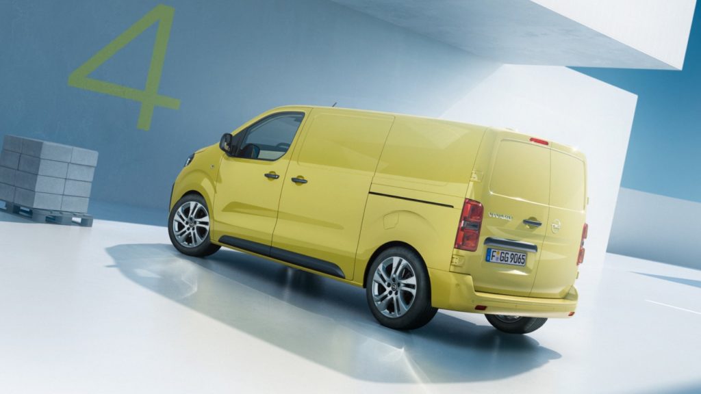 Opel Vivaro (3)