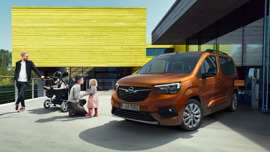 opel_combo-e-life_exterior_charg (1)