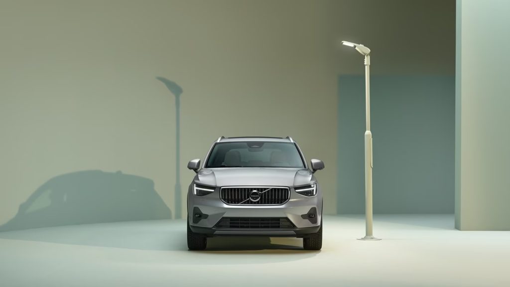 xc40-fuel-scatteredgallery-overl