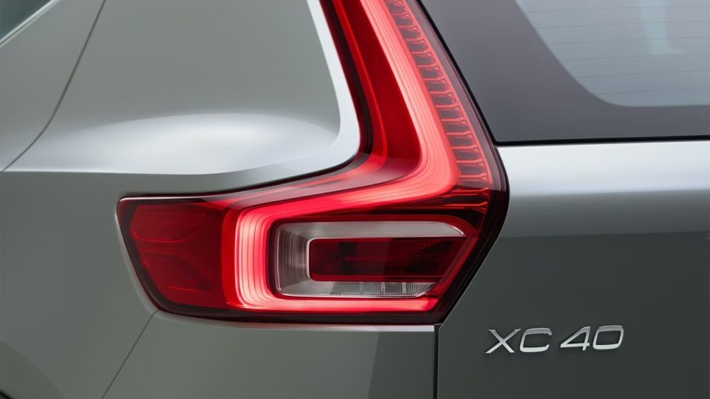 xc40-fuel-scatteredgallery-overl (7)