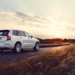 xc90-volvo-bila-zezadu