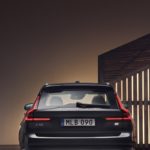v90-hybrid-gallery-5-16x9