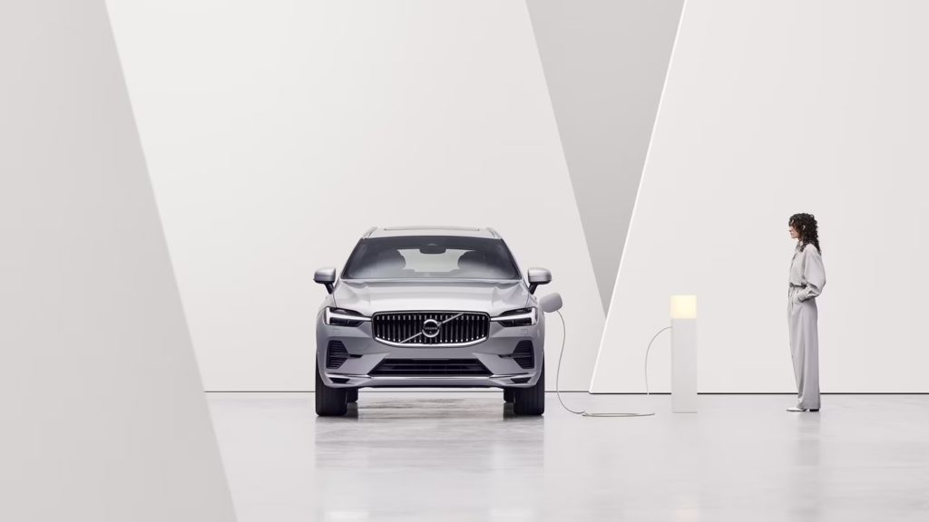 xc60-hybrid-scatteredgallery-ove (3)