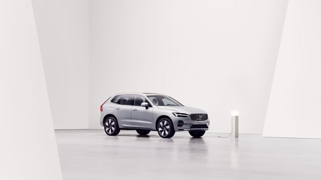 xc60-hybrid-scatteredgallery-ove (5)