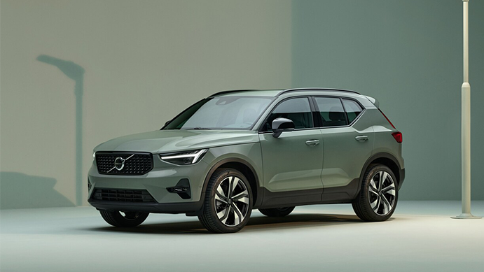 Volvo XC40 mild hybrid <br> Mimořádné cenové zvýhodnění