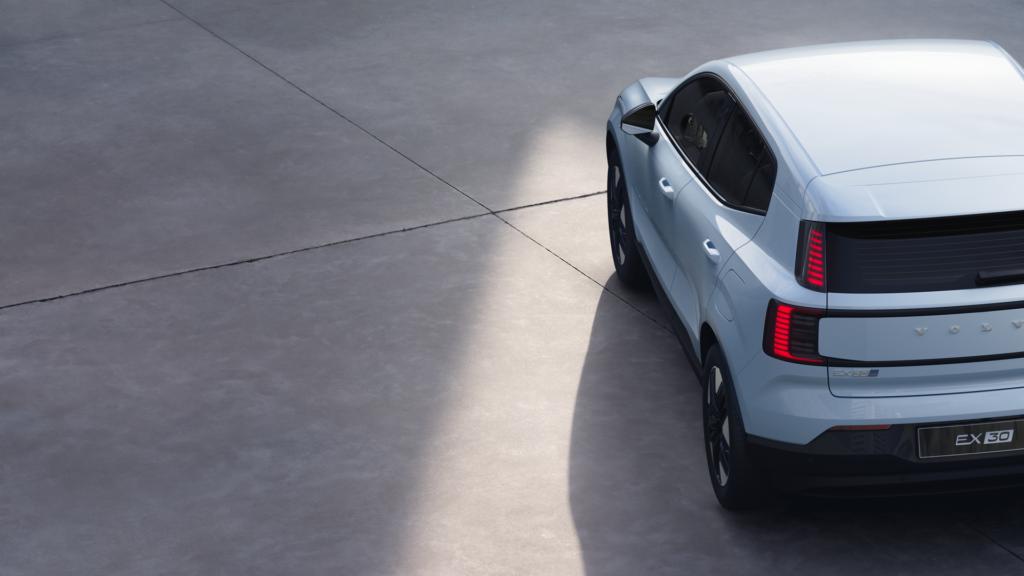 Volvo EX30 Single M. Extended Range Core_01b