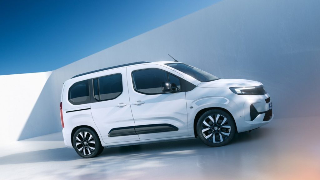 Opel Combo M1 (1)