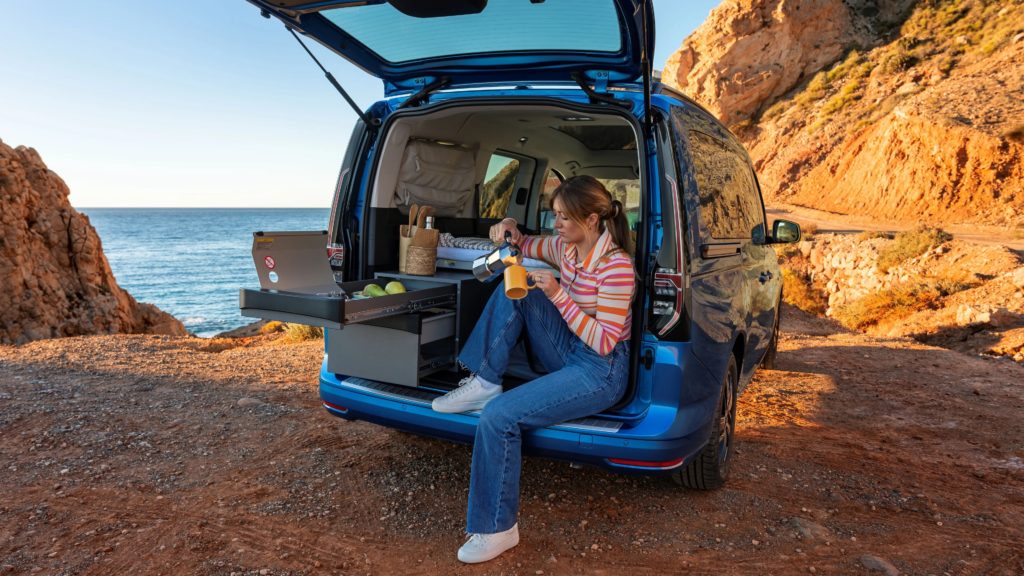 VW Caddy California (2)
