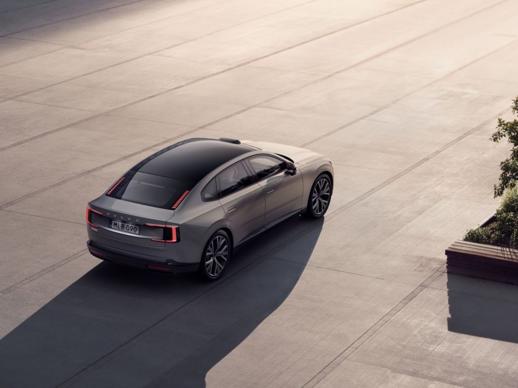 Volvo ES90 (12)