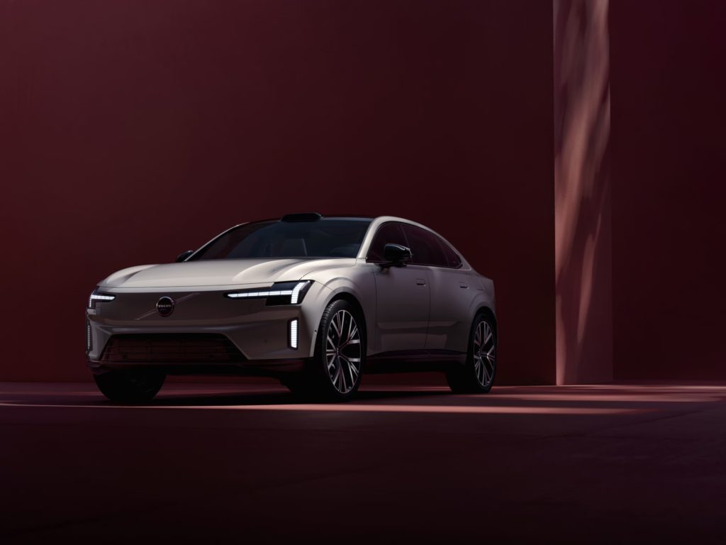 Volvo ES90 (2)