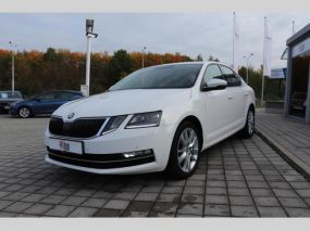 Škoda Octavia 1.6 TDI DSG Style