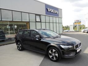 Volvo V60 CC B4 AWD PRO AUT